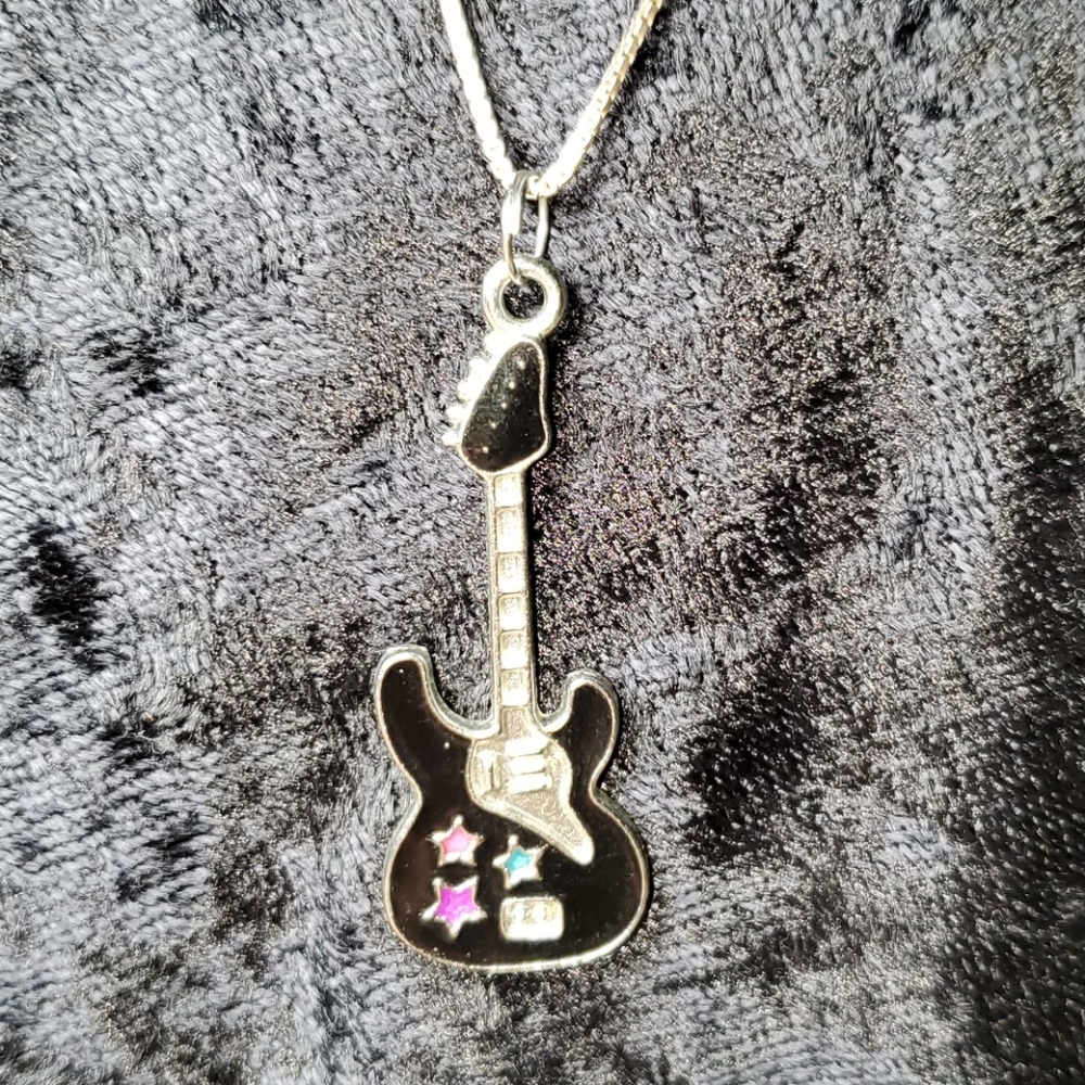 Guitar Pendant- Youth